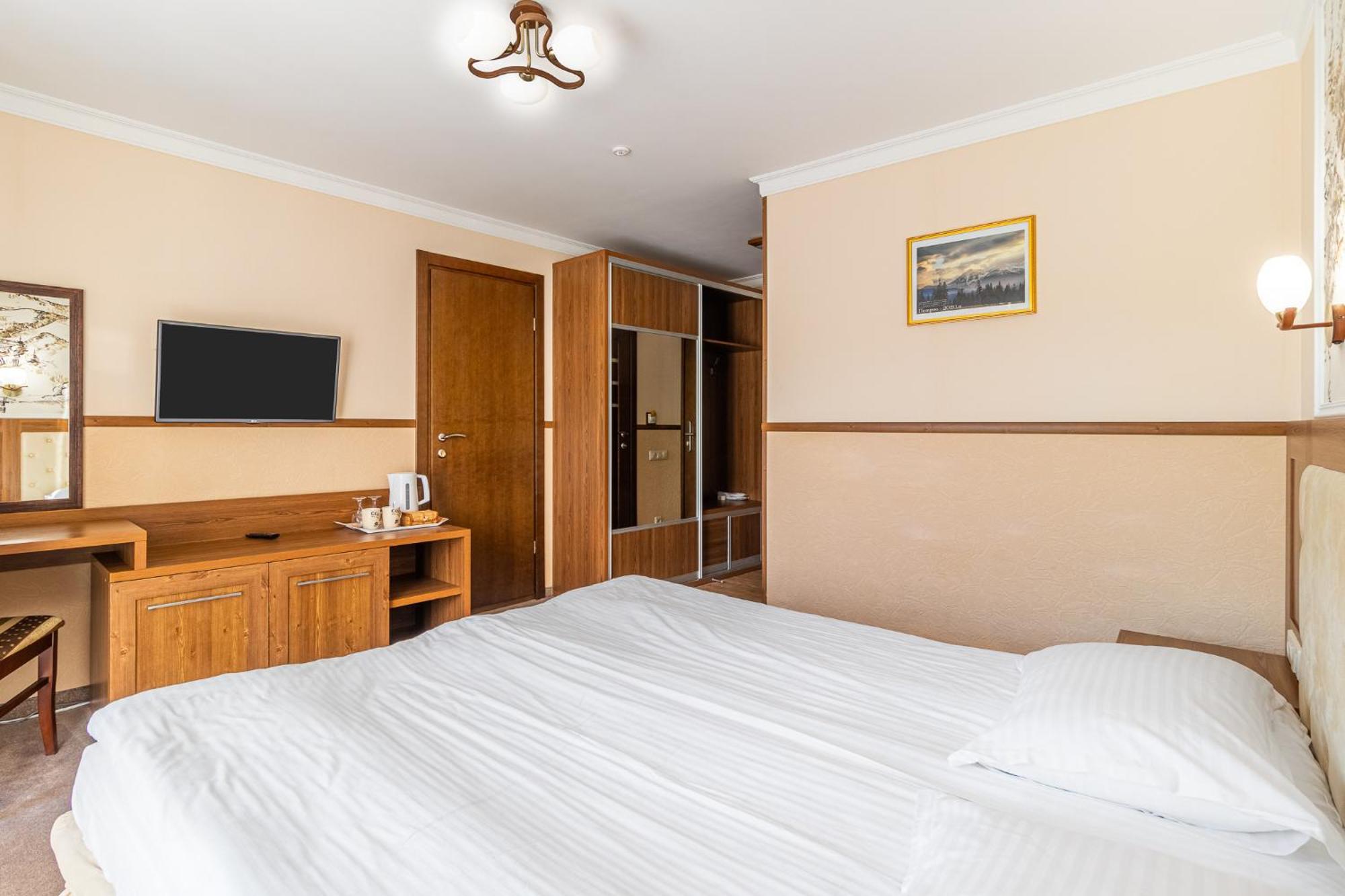 Petros Hotel Μπούκοβελ Δωμάτιο φωτογραφία