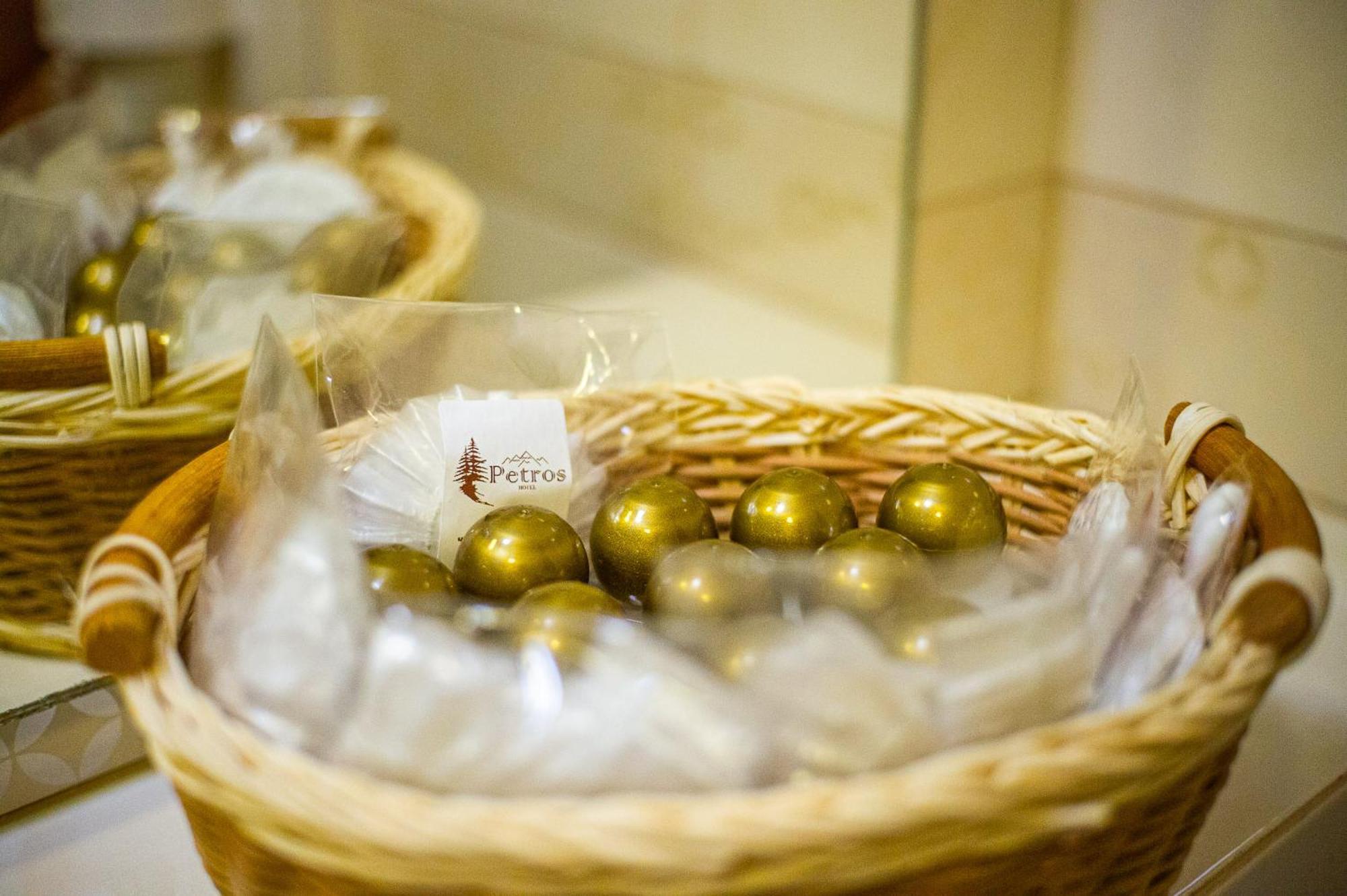 Petros Hotel Μπούκοβελ Δωμάτιο φωτογραφία
